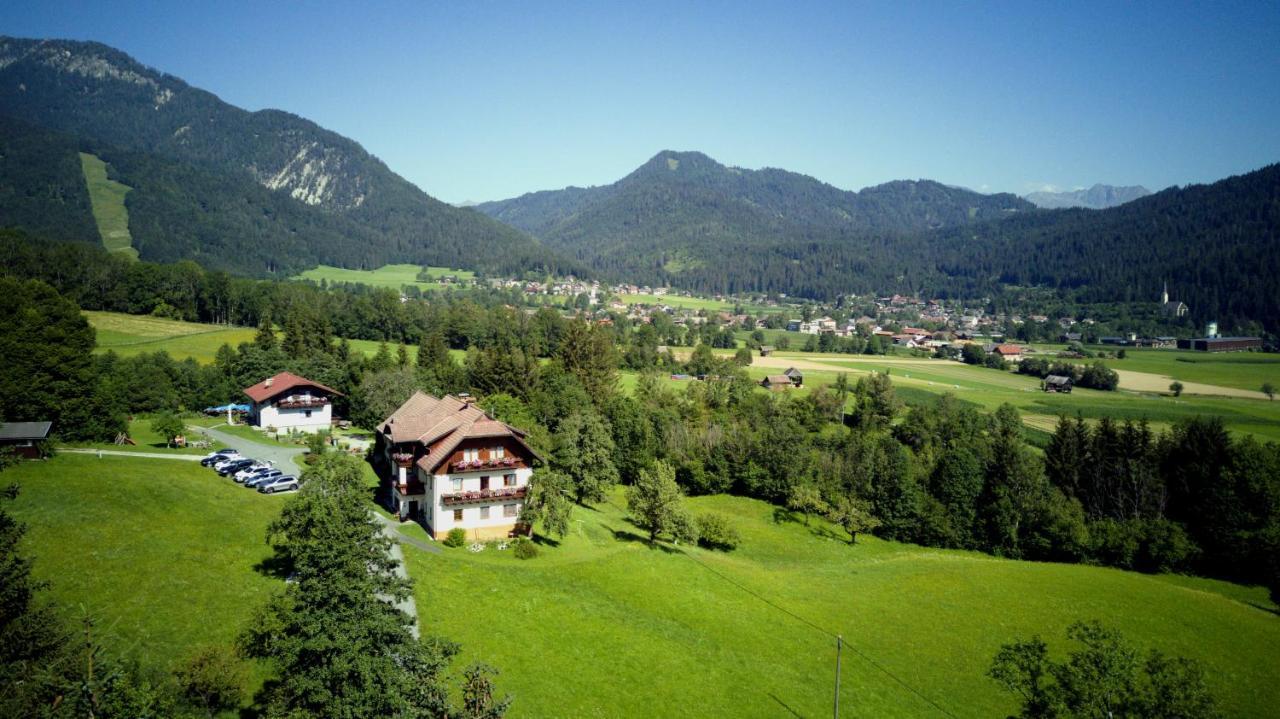 Ferienhaus Enzi Weissbriach Exteriér fotografie