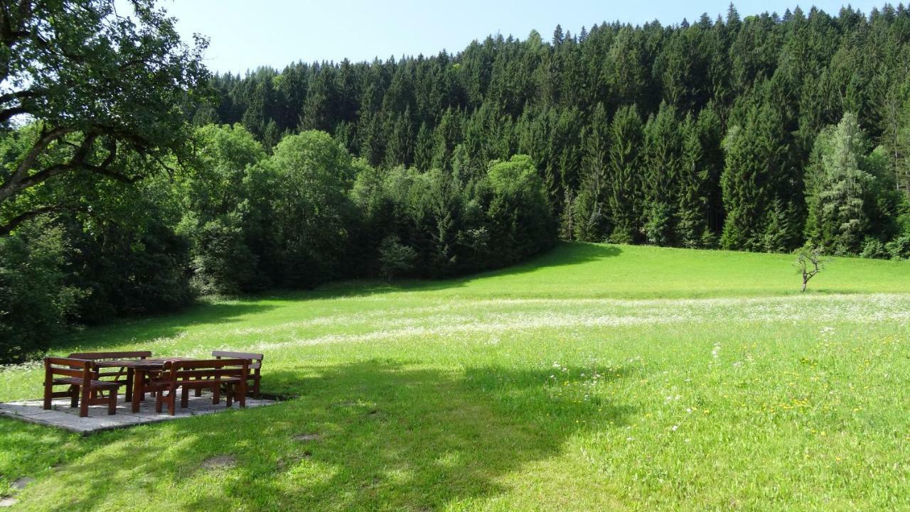 Ferienhaus Enzi Weissbriach Exteriér fotografie
